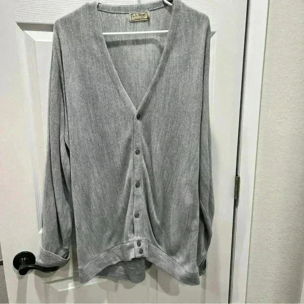 L.L BEAN VINTAGE 80’s Grandpa Cardigan amazing vintage cond. Grey button …